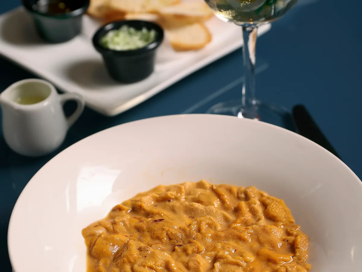 Foto de Erizos en salsa verde (sólo en temporada)